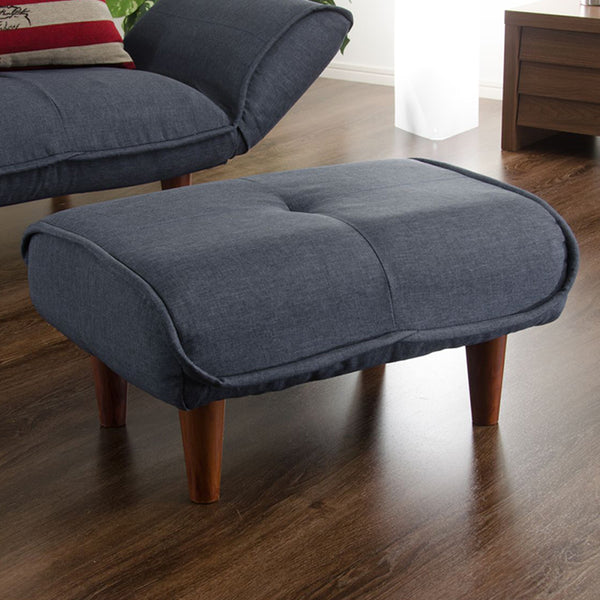 【いつものソファを、もっと贅沢に】
お手持ちのソファにプラスするだけで、足をゆったりと伸ばせる贅沢なくつろぎスペースへと簡単に生まれ変わります。