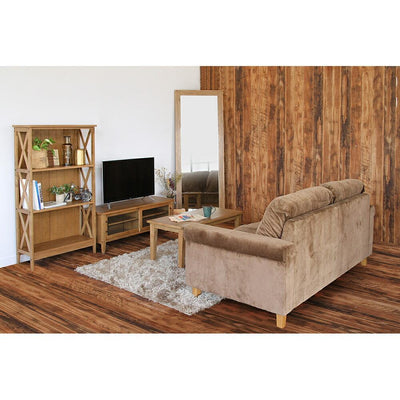 【背面まで美しく魅せる】
お部屋の中央に置いても美しく映える、背面仕上げが丁寧なデザインでインテリアの主役になります。