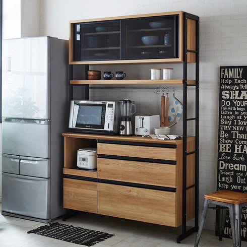 【自由度の高さが魅力】棚の高さを調整できる、自由度の高さが魅力の家電ボードのW1237mmタイプ。