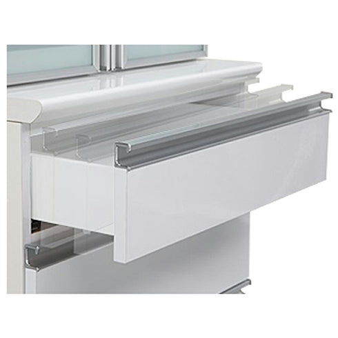 【感動するほど、静かに閉まる】
勢いよく閉めても、吸い込まれるようにスーッと静かに閉まるソフトクローズ機能を採用し、食器がぶつかる音や指挟みの心配を減らし、日々の小さなストレスからあなたを解放します。