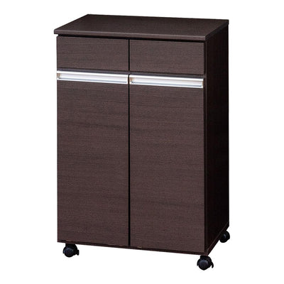 【シックなブラウンで上質空間】
落ち着いた木目調のブラウンが高級感を演出し、キッチンやリビングに上質でシックな大人の空間をもたらします。