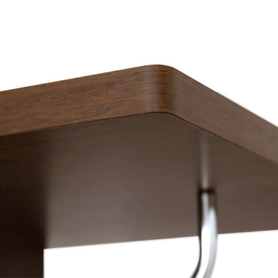 【角まで丁寧な仕上がり】
滑らかな丸みを帯びた天板の角は、安全性とデザイン性を兼ね備え、お子様のいるご家庭でも安心してお使いいただけます。