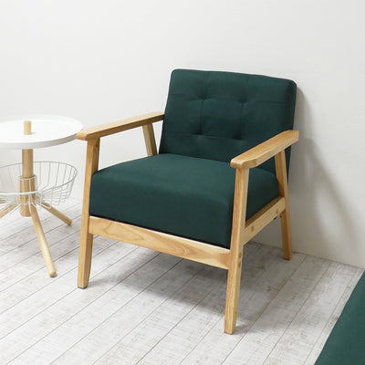 【心安らぐ、北欧風デザイン】
深みのあるグリーンと木の温もりがカフェのような落ち着いた空間を演出し、お気に入りの本を読むなど、自分だけの特別な時間を過ごすのに最適なパートナーとなります。