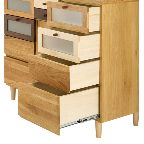 【多機能収納のチェスト】小引き出しからマガレコ収納付きで多機能収納のチェストです。