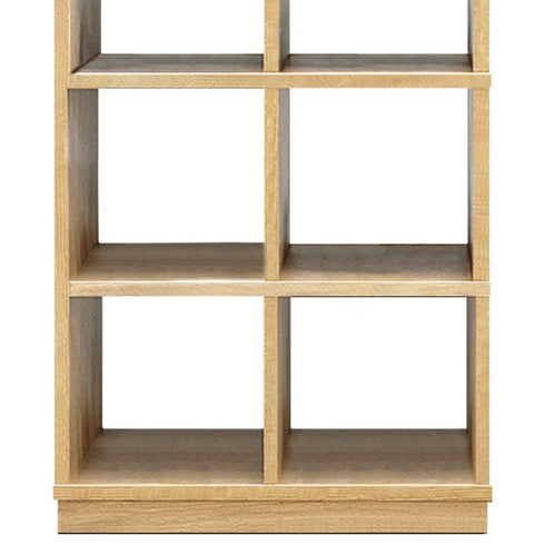 【温もり感じるオークの木目】
美しい木目が魅力のオーク材を贅沢に使い、小さなお子様がいるご家庭でも安心のF☆☆☆☆規格で仕上げた、温もりあふれるシェルフです。