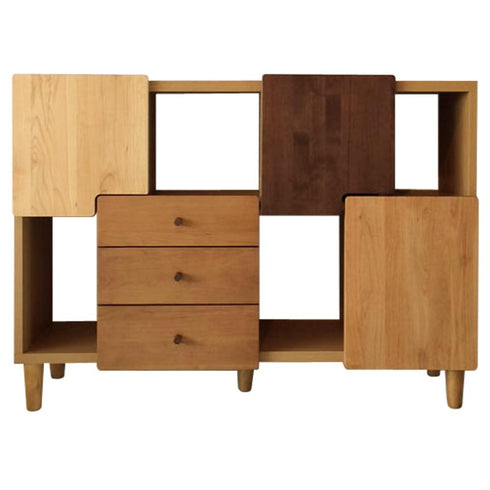 【個性が光るデザイン収納】
リズミカルに配置されたボックスと引き出しが、見せると隠すを両立させ、自分だけの収納スタイルを叶えます。