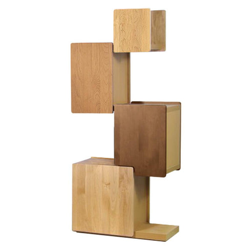 【アシンメトリーな組み合わせ】オープン型収納とボックス型収納のアシンメトリーな組み合わせ。