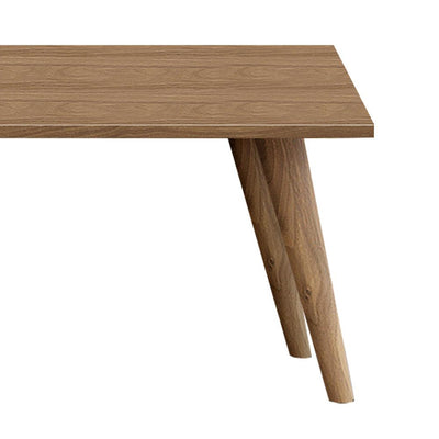 【ウォールナットの深い色合い】
ウォールナット材ならではの高級感のある木目調と、深い色合いがお部屋に温かみと落ち着きを与えます。