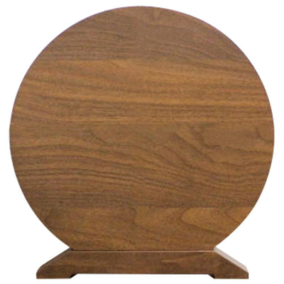 【円で空間を切り取るオブジェ】
まるでオブジェのような円形の側面は、このテレビボードならではのユニークな表情を見せ、見る角度によって変わる木の温もりを楽しめます。