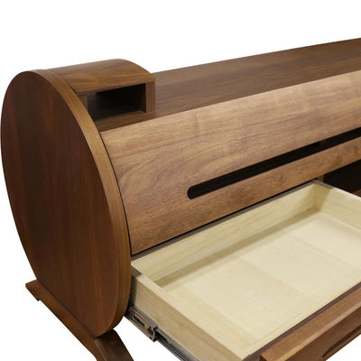 【暮らしに寄り添う機能的な収納】
よく使うものをさっと取り出せる引き出し収納と、デザインのアクセントにもなるサイドのスペースが、あなたの暮らしに寄り添い快適な時間を提供します。