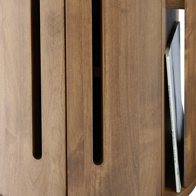 【サイドに収納スペース】サイドの収納スペースには散らかりがちな本や雑誌をスッキリと収納頂けます。