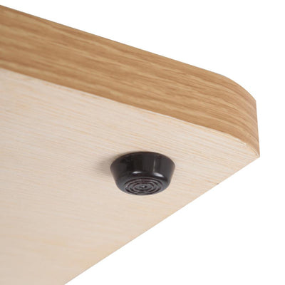 【床を傷つけない、優しい配慮】
底面には滑り止めのクッションが付いているため、フローリングを傷つける心配なく、安心してどこにでも設置できます。