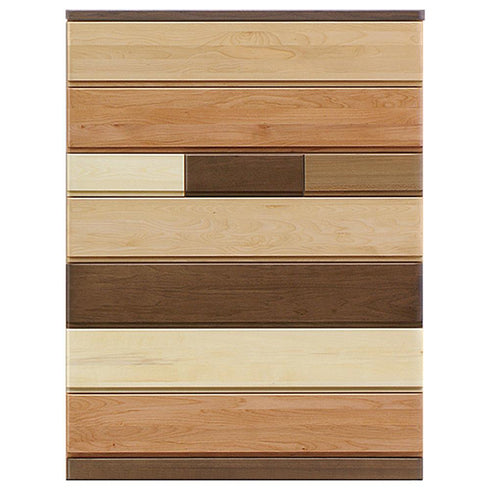 【木目の美しいモダンなデザイン】数種類の無垢材を組み合わせた、木目の美しいモダンなデザイン。