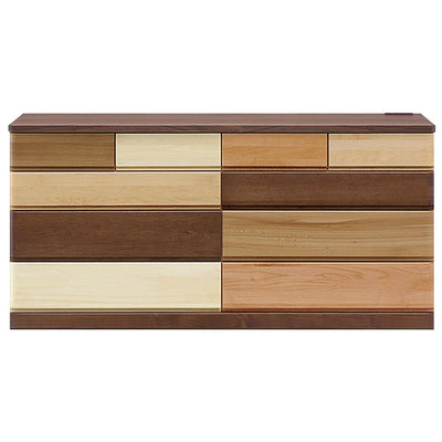 【抜群の収納力とデザイン性】
幅1505mmのワイドなサイズと、計算された引き出しの配置により、たっぷりの収納力を確保しつつ、お部屋を圧迫しない絶妙なバランスのデザインで空間を彩ります。