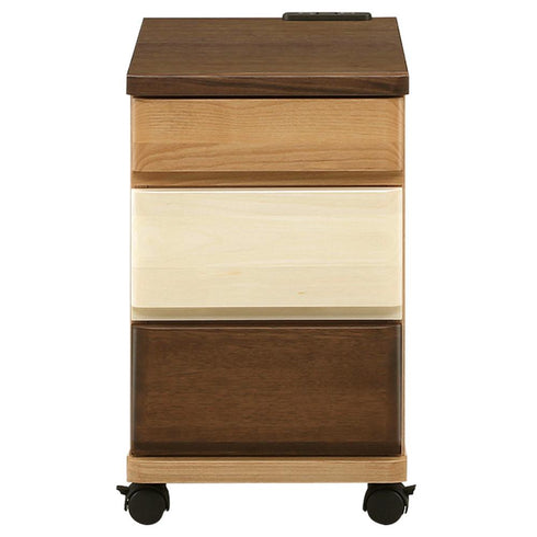 【優しいデザインのリビング収納家具】まるで森のハーモニーを感じさせるような、優しいデザインのリビング収納家具です。