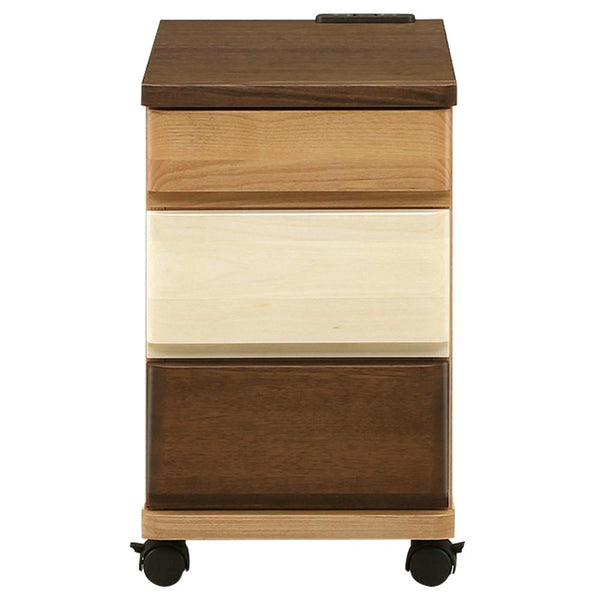 【優しいデザインのリビング収納家具】まるで森のハーモニーを感じさせるような、優しいデザインのリビング収納家具です。