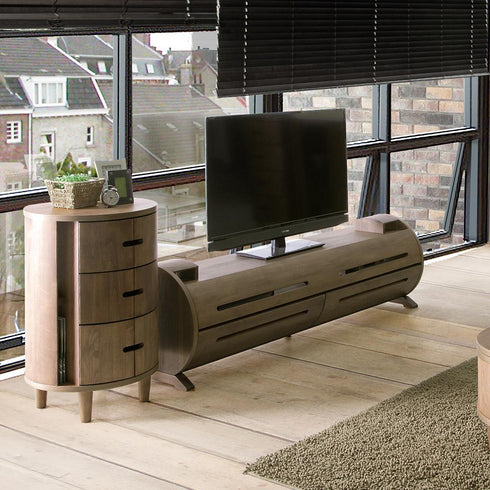 【シリーズで揃える、統一感】
同シリーズの家具と合わせることで、お部屋全体に統一感が生まれ、円柱をモチーフとした独創的なデザインの世界観をより一層お楽しみいただけます。