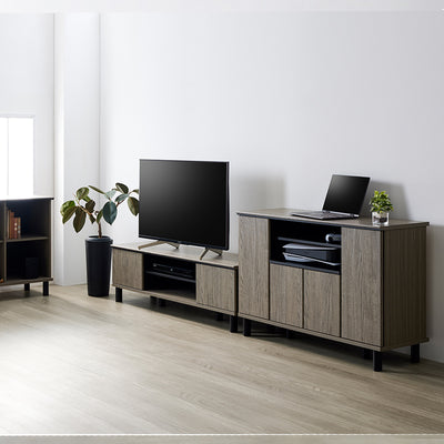同シリーズのミドルテレビ台やシェルフと合わせてお使いいただくとお部屋に統一感が生まれ、より快適で魅力的な空間になることでしょう。