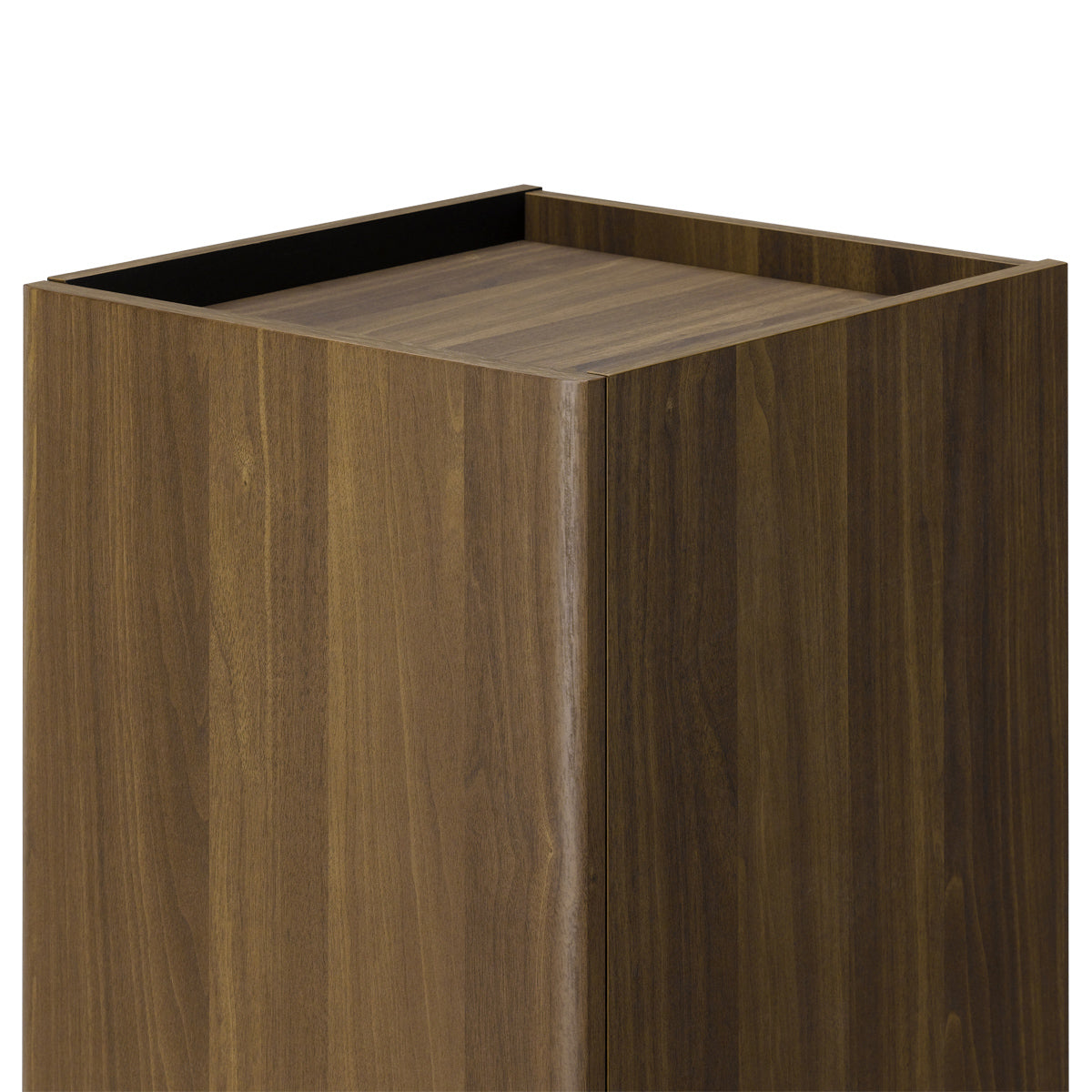 【上質な佇まい】細部までこだわり抜かれたデザインが、空間の質を高め、豊かな暮らしを演出します。