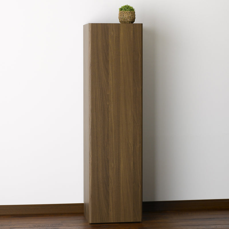 【選べるカラー】落ち着いたダークブラウンは、モダンな空間にも自然に馴染み、上質な印象を与えます。