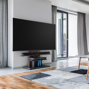 【リビングの中心に】大型テレビと洗練されたスタンドが、あなたのリビングを上質なエンターテイメント空間に変えます。