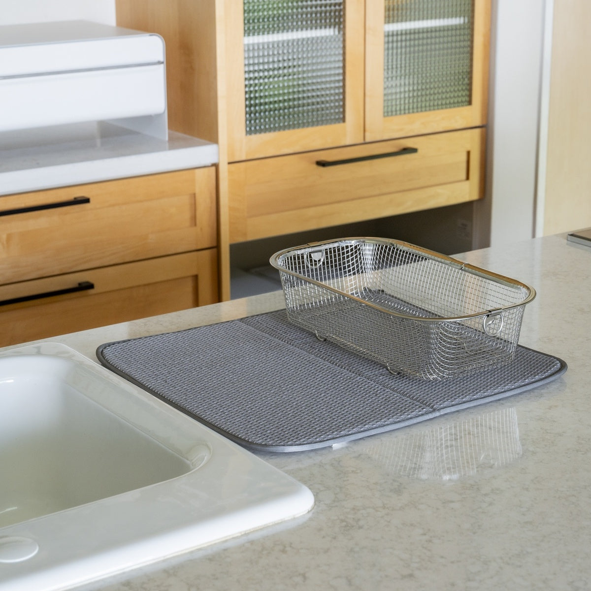 【洗い物がもっと快適に】食洗機に入りきらない大きなお皿や調理器具も、このセットがあればシンク横で効率的に水切りできます。