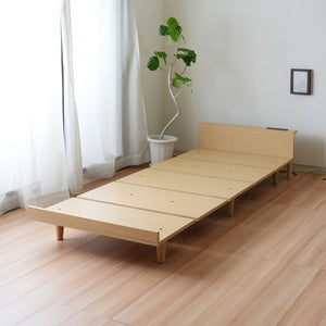 【洗練されたデザイン】お部屋に溶け込む、ミニマルで美しい木目調のベッドフレームです。
