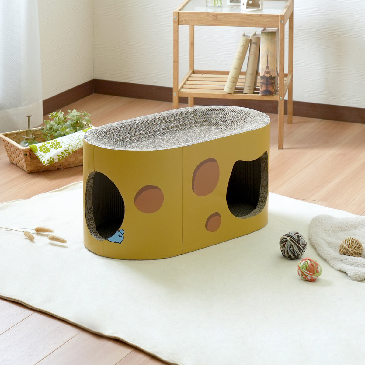 【まるで本物？キュートなチーズ型】遊び心と機能性を兼ね備えた猫用スクラッチャーです。