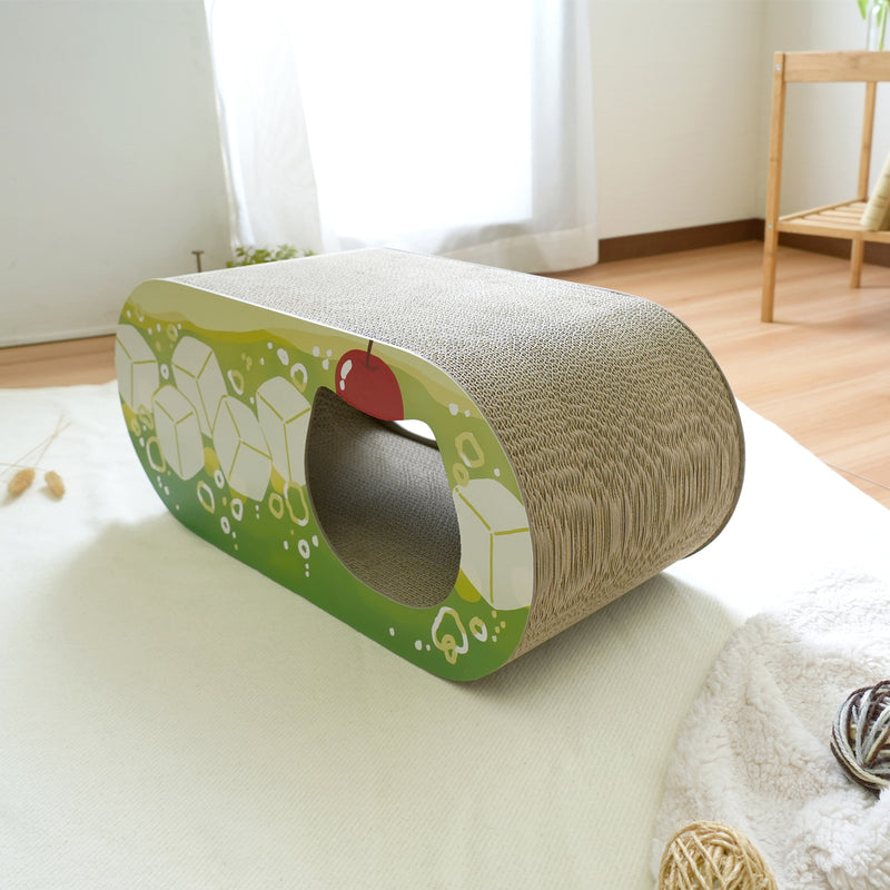 【愛猫のお気に入りスペース】広々とした天面で爪とぎも、トンネル内でくつろぐこともできる多機能スクラッチャーです。