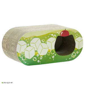 【遊び心を刺激するデザイン】涼しげなクリームソーダ柄に、猫ちゃんもきっと夢中になるでしょう。