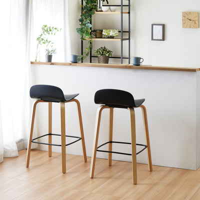 ご自宅でのご使用だけなく、店舗やオフィスなどでもご使用頂けるナチュラルテイストのチェアとなっております。
