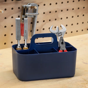 【DIYや趣味の相棒に】こだわりの工具やDIY用品をまとめて収納し、持ち運びも簡単なこのツールボックスは、あなたのクリエイティブな時間をより快適でスタイリッシュに演出します。
