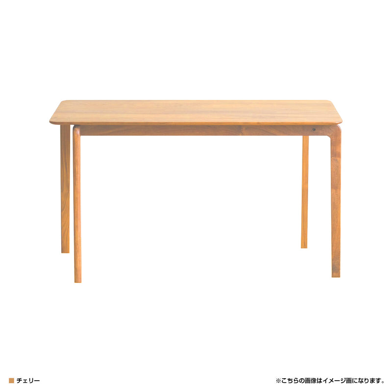 【温もりを感じるチェリー材】経年変化を楽しみながら、あなただけの物語を刻んでいくダイニングテーブルです。