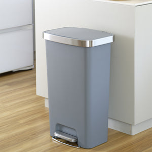 【洗練されたグレーカラー】落ち着いたグレーはモダンなインテリアにぴったり。スタイリッシュな空間を演出します。