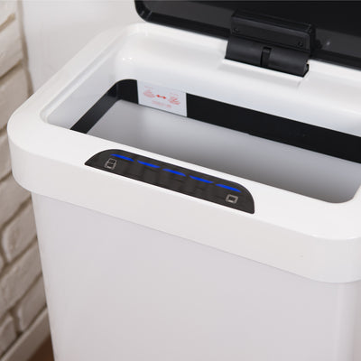 フタが開いた約5秒後には自動で閉まり、閉まるまでのタイミングはデジタルパネルのブルーLEDの表示で一目で分かります。