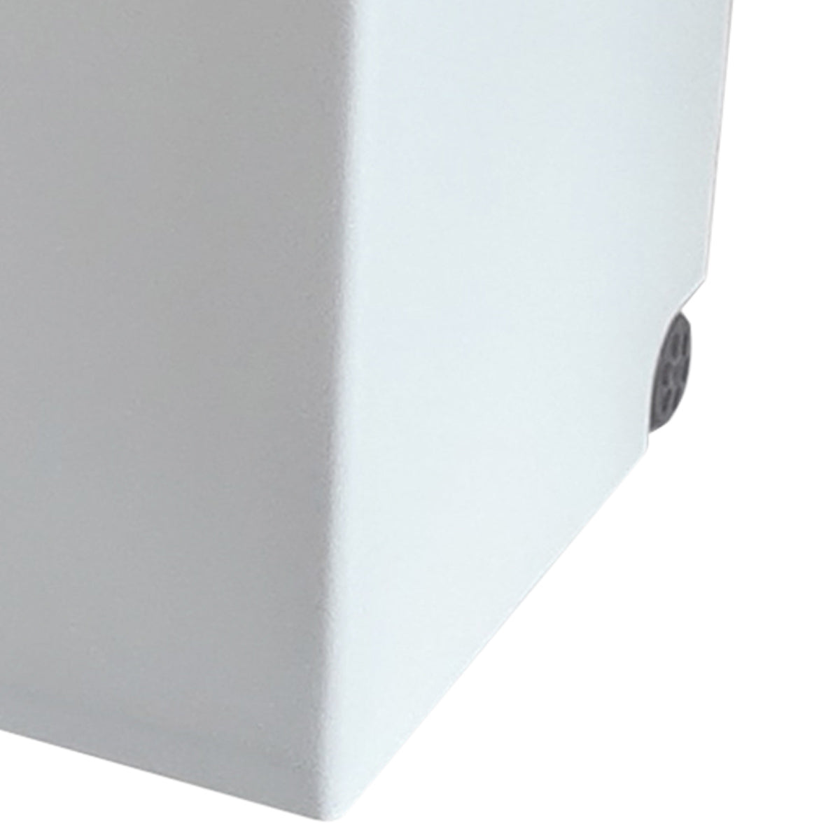 【移動もラクラク】キャスター付きで、お掃除やゴミ袋の交換時もスムーズに動かせます。