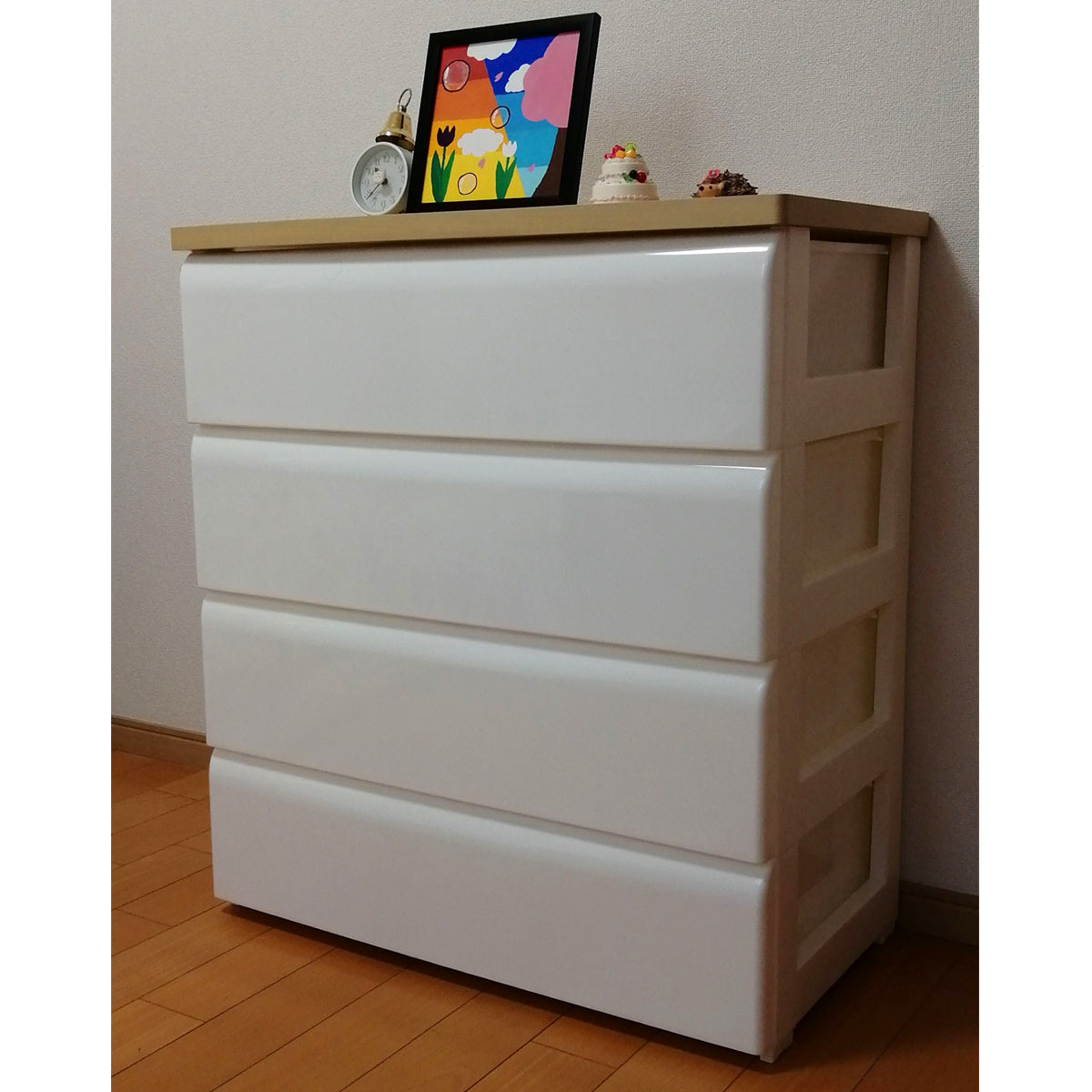 【お部屋すっきり】散らかりがちな衣類や小物をまとめて収納、生活空間を美しく整頓する頼れる存在です。