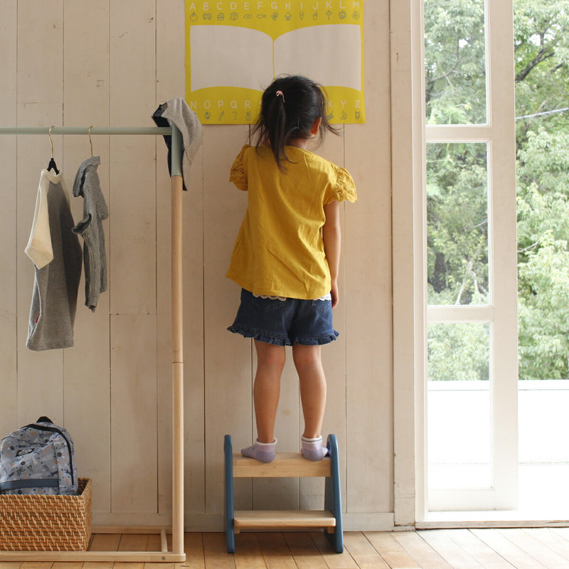 【「自分でできた」を応援】もう届かないなんて言わせない、お子さまの「やりたい！」を叶えるファーストステップです。