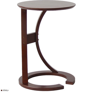 【重厚感のあるクラシックな一台】ブラウンカラーはしっとりとした艶があり、リビングを上品に引き締めるアクセントになります。