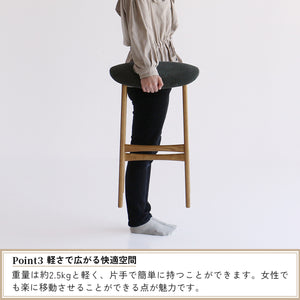 【軽やかな暮らしをサポート】片手で持ち運びができる手軽さで、リビングからキッチンまで、場所を選ばずに使えます。