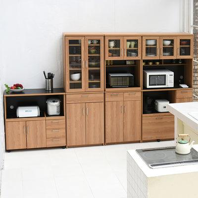 幅90cmタイプもあり、keittioシリーズはバリエーションが豊富なので、同じシリーズで揃えてまとまりのあるキッチンにしてはいかがでしょうか。