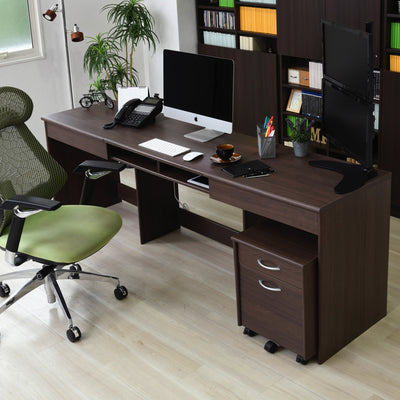 別売りの「木製オフィスデスク」と同じデザインですので、合わせてお使いいただくと統一感のあるワークスペースにしていただけます。