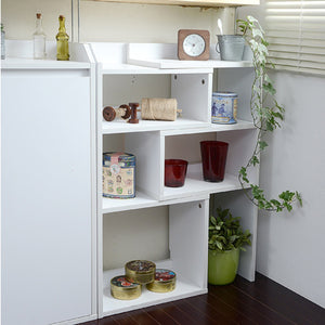 【大小様々なアイテムを整理】デッドスペースになりがちな場所も、賢く収納スペースに変えられます。