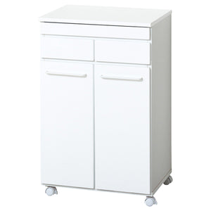 【清潔感あふれるホワイト】どんなキッチンにも自然と溶け込む清潔感のあるホワイト。空間を明るく演出します。