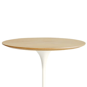 【美しい天板の表情】オーク材の自然な木目が温もりを添え、お部屋に優しい雰囲気を届けます。