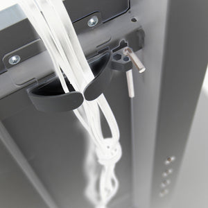 【ケーブルもすっきり収納】背面にあるコードホルダーで、テレビ周りの配線をまとめて隠し、見た目もクリーンに保ちます。