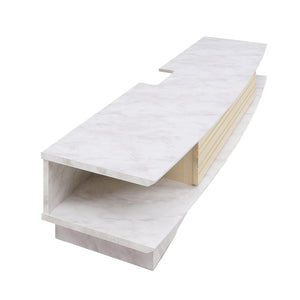 【統一感のある収納美】スリットデザインの扉が生活感を隠しつつ、洗練された空間を保ちます。