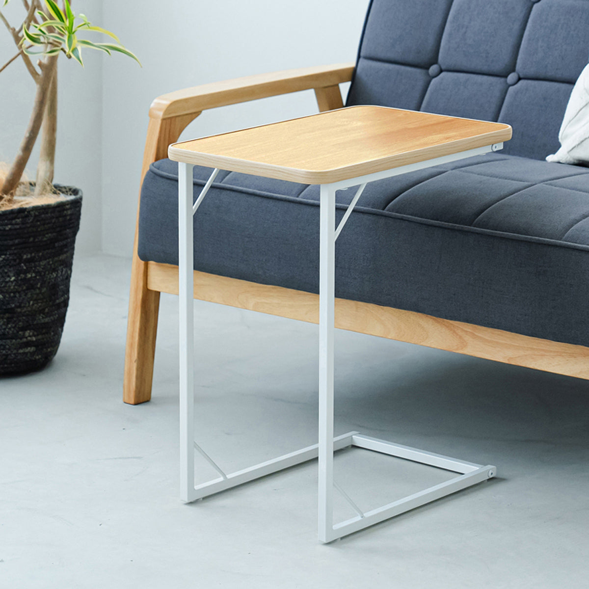 スクエアサイドテーブル ラテ（W450×D300×H530）
