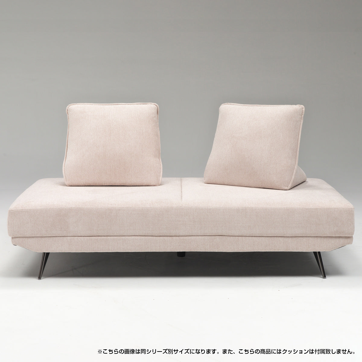 【上品なベージュカラー】明るく優しい色合いのベージュは、空間に温かみと広がりをもたらします。