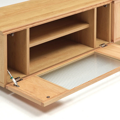 縦型収納スペース付きで、Wi-Fiルーターなどもすっきり収まります。